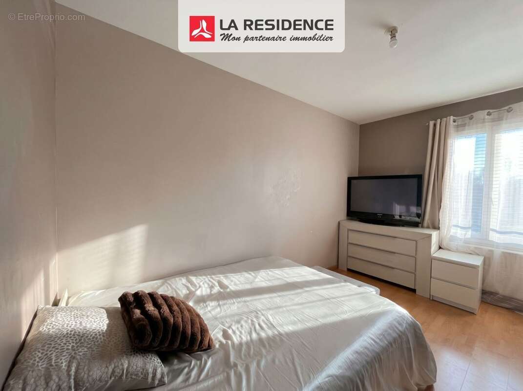 Maison à SAINT-OUEN-L'AUMONE