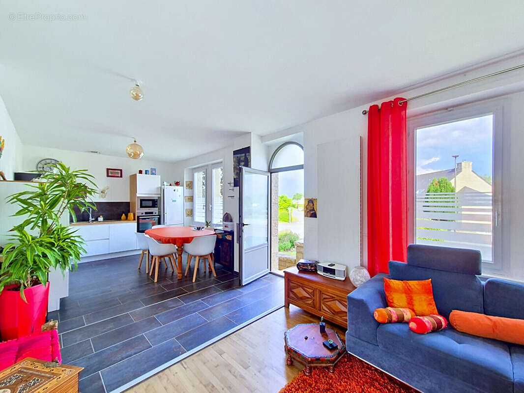 À 10 min de Dinan : Maison pierre rénovée 4 pièces - Proche écoles, commerces et randonnées - photo 2