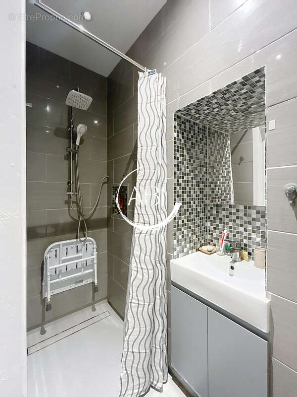 Maison à SAINT-MARTIN-L'AIGUILLON