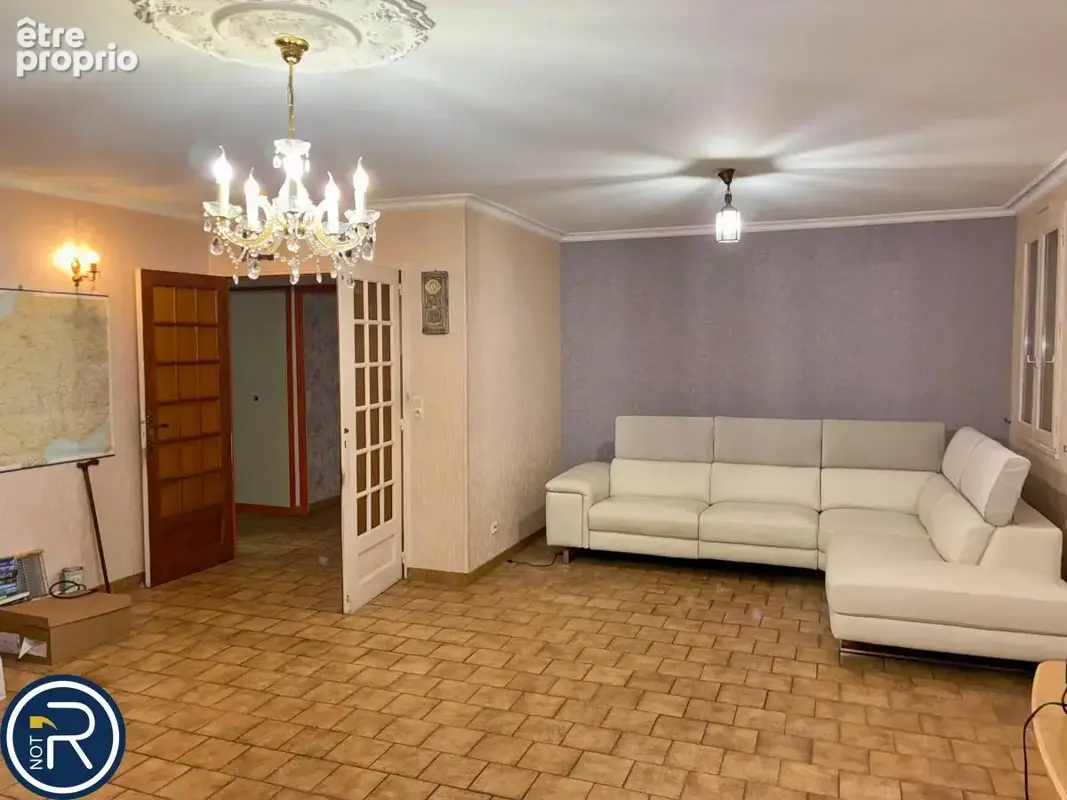 Maison 112 m² à Louvigne  - photo 3
