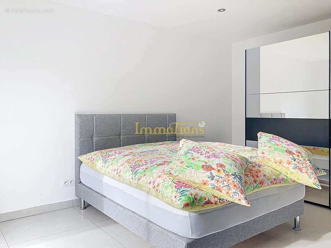 Maison à SAINT-LATTIER