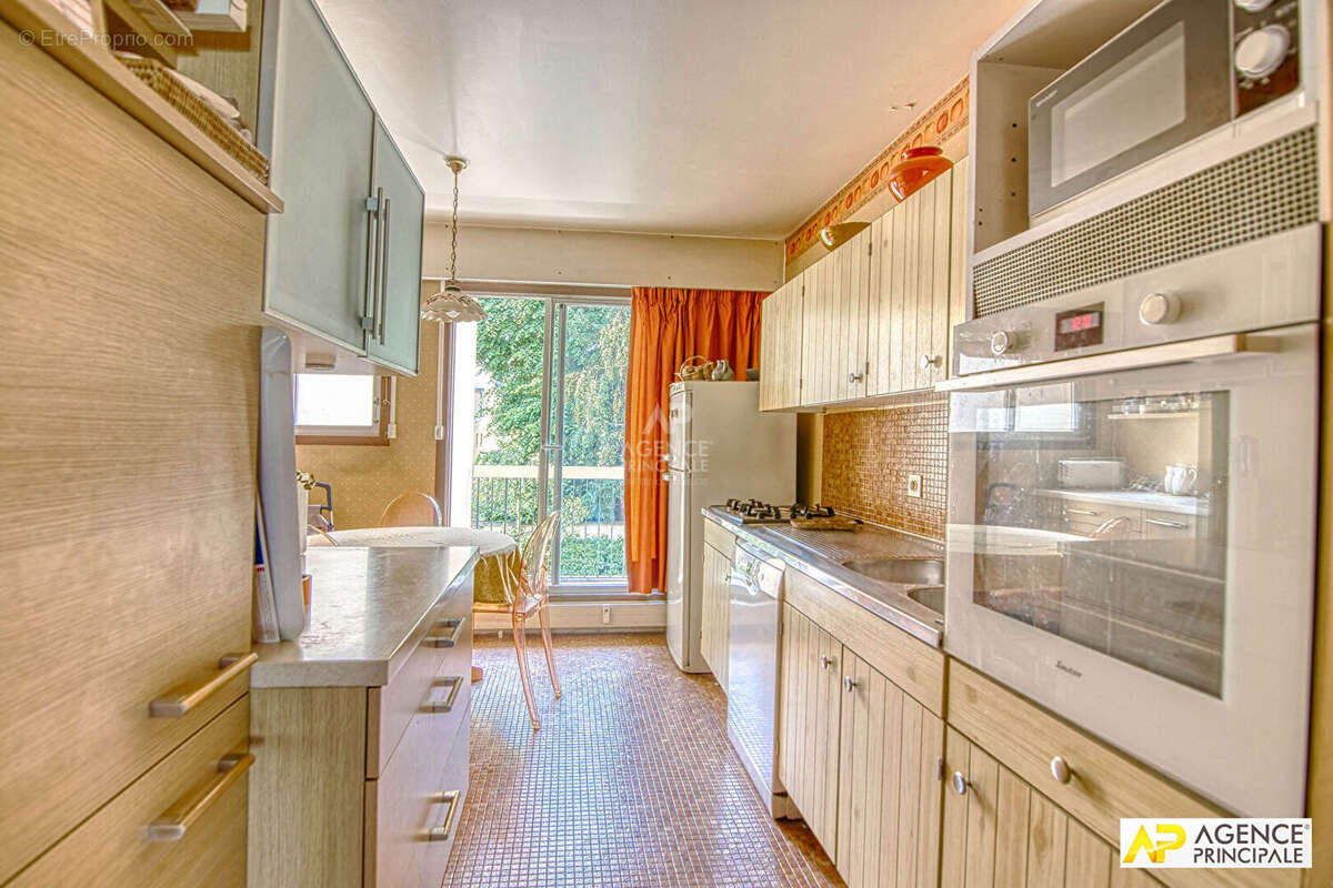 Appartement à VERSAILLES