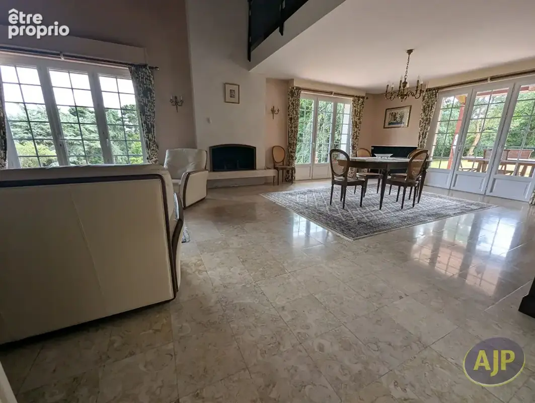 propriété centre bourg Boussay - photo 5