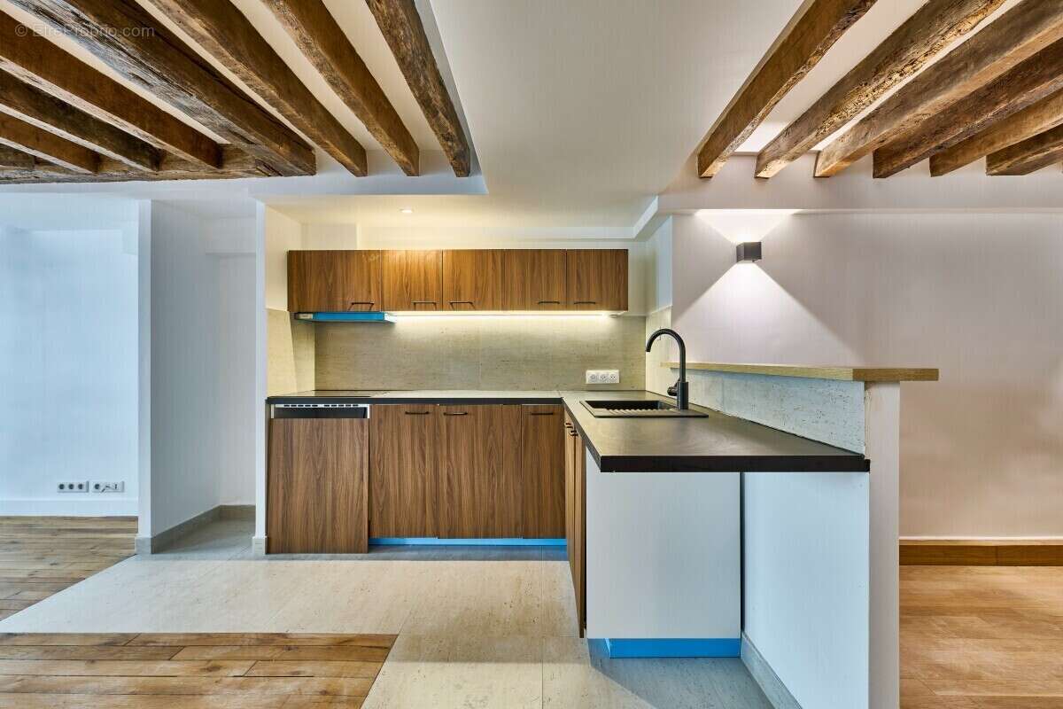 Appartement à PARIS-2E