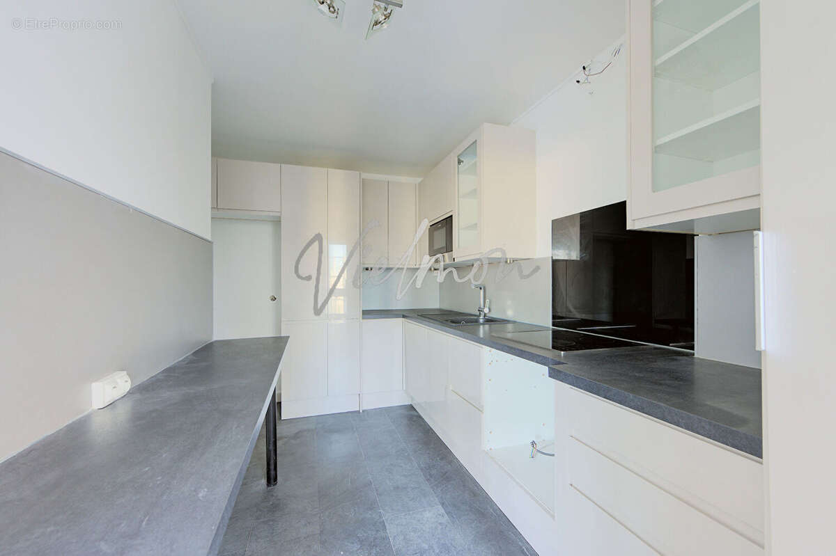 Appartement à LEVALLOIS-PERRET