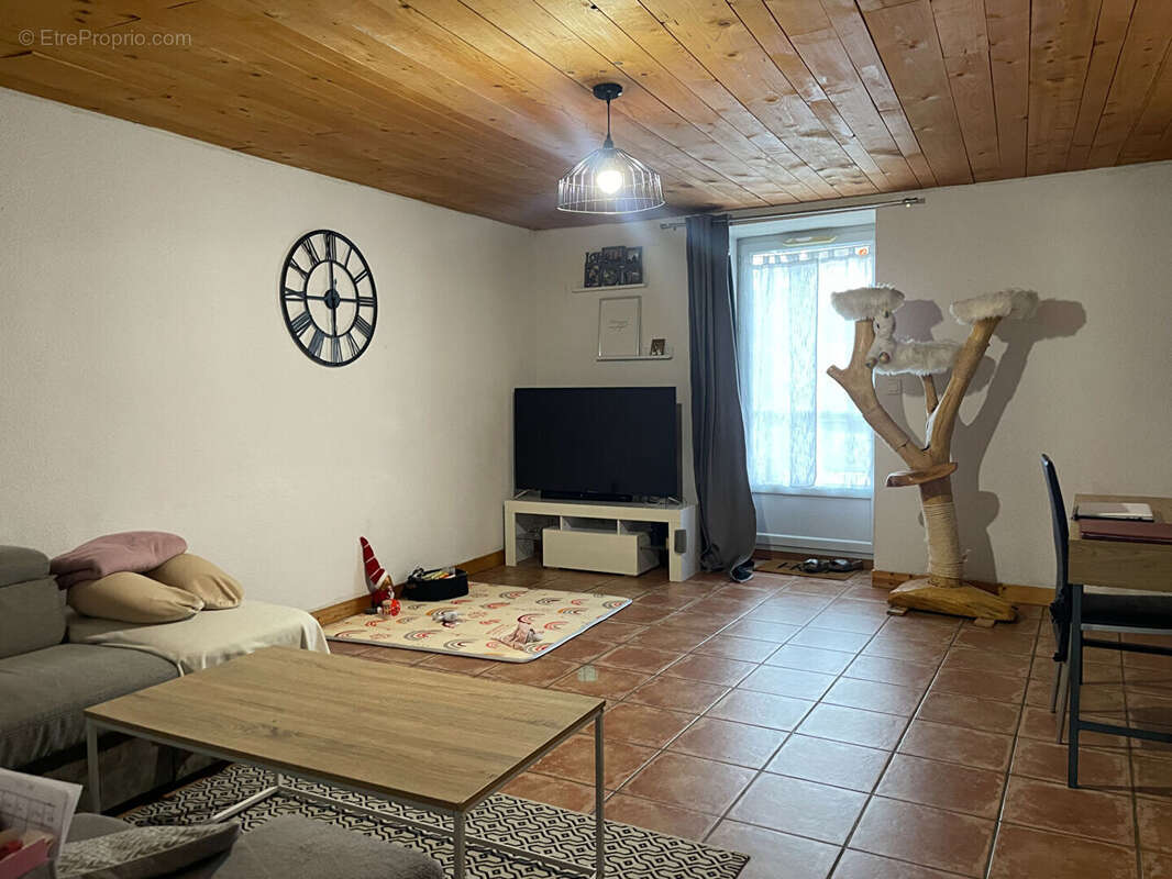 Appartement à CLAIRVAUX-LES-LACS