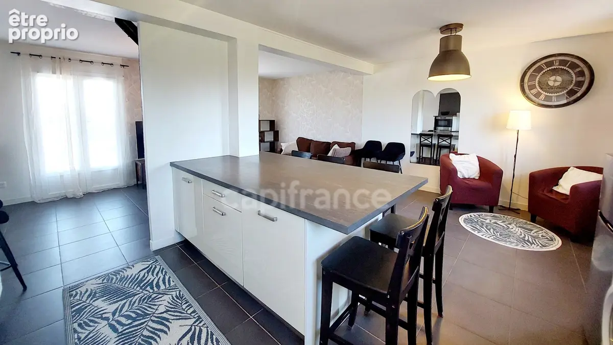 Maison à Salignac-Eyvigues, 155m², 7 pièces, 5 chambres, 5667m² de terrain, sans travaux, rentabilité, terrain en plus à bâtir - photo 16