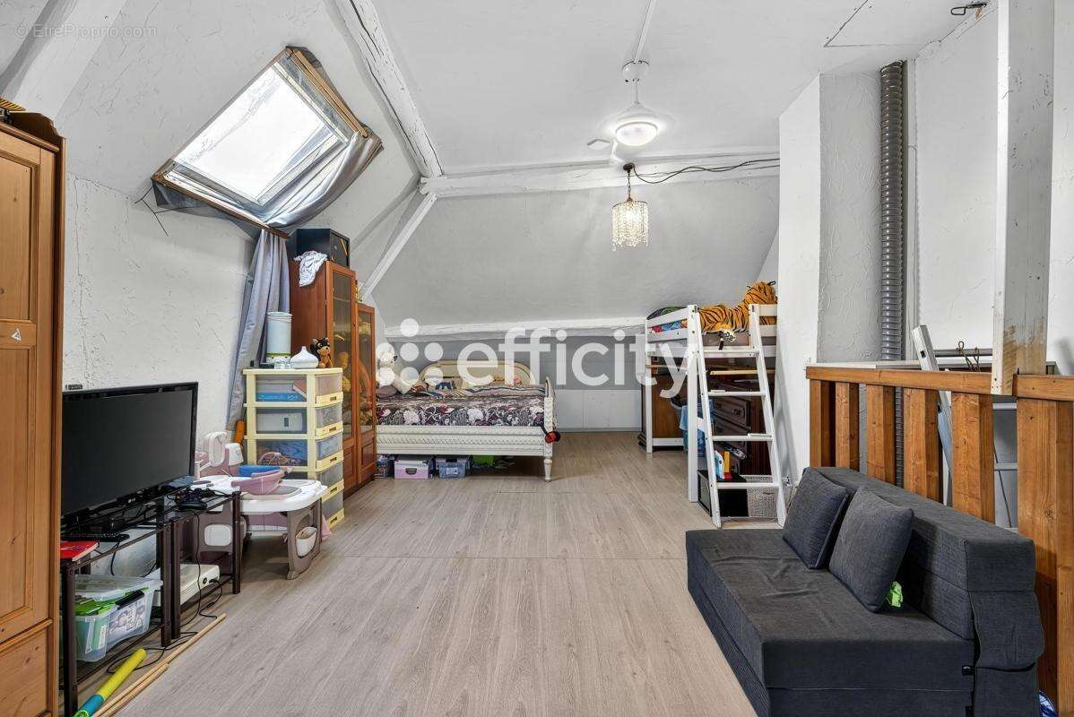 Maison 103 m² à Menthonnex-Sous-Clermont  - photo 9