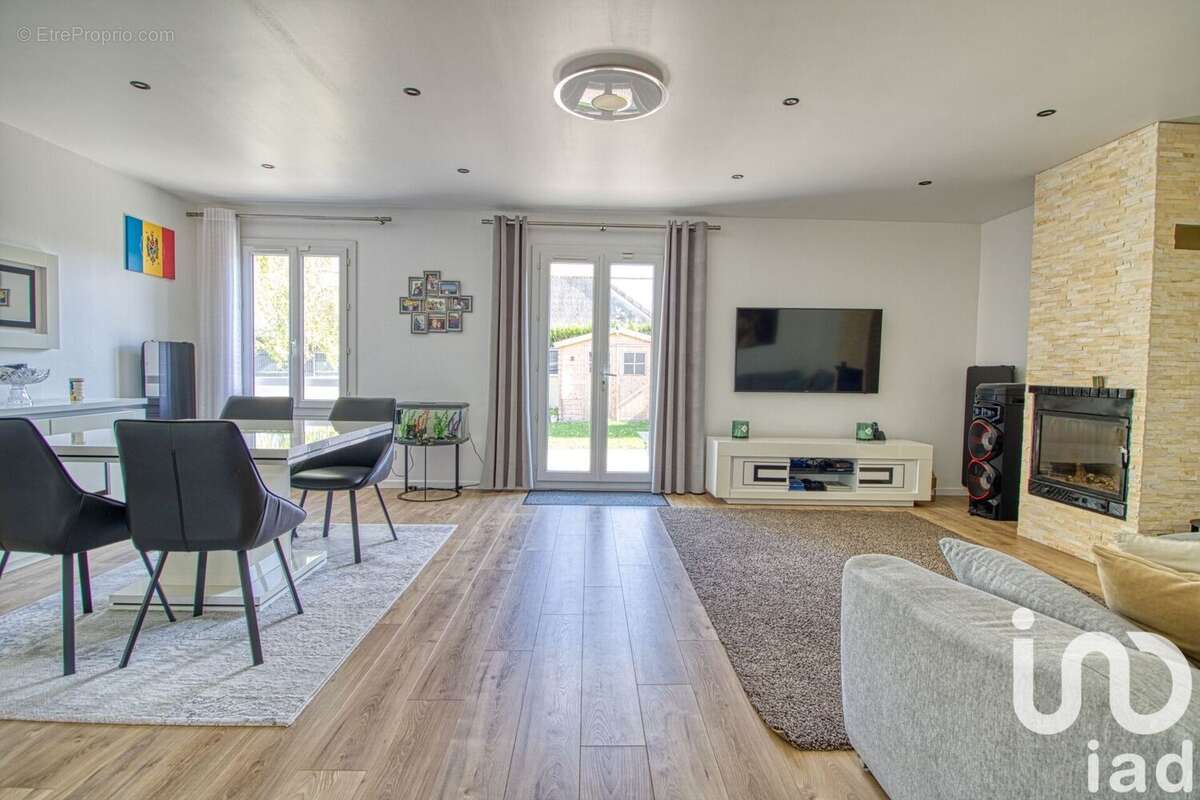 Photo 4 - Maison à AUBERGENVILLE