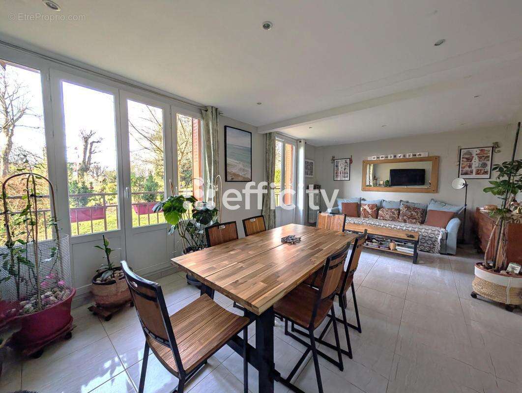 Appartement à MONTMORENCY