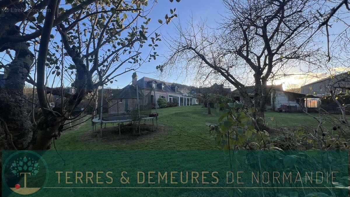 Maison à CUVERVILLE-SUR-YERES