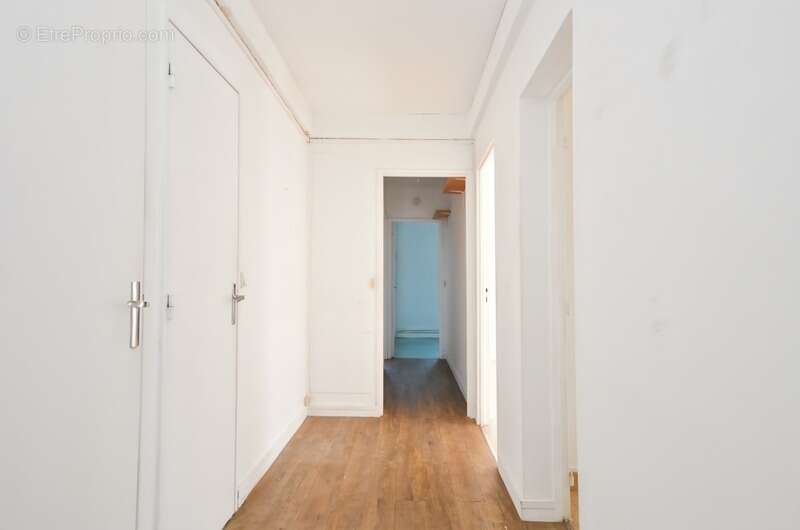 Appartement à FRESNES