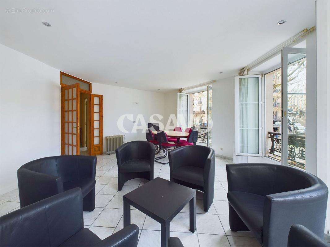 Appartement à PARIS-18E