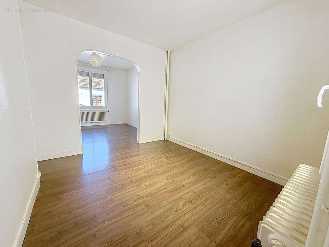 Maison à SOTTEVILLE-LES-ROUEN