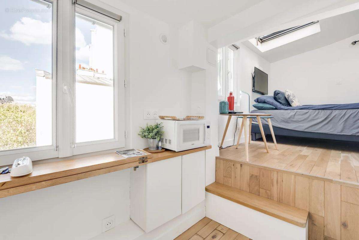 Appartement à PARIS-15E