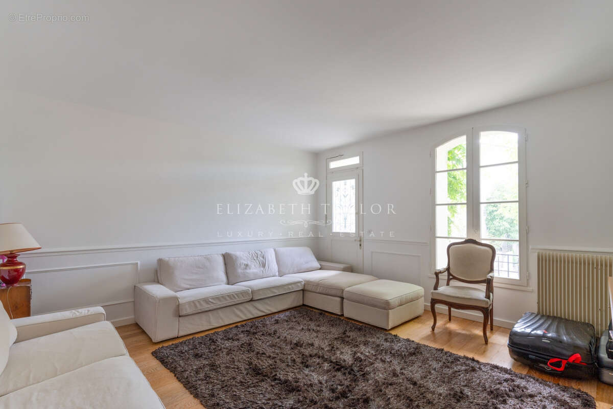 Maison à NOISY-LE-ROI