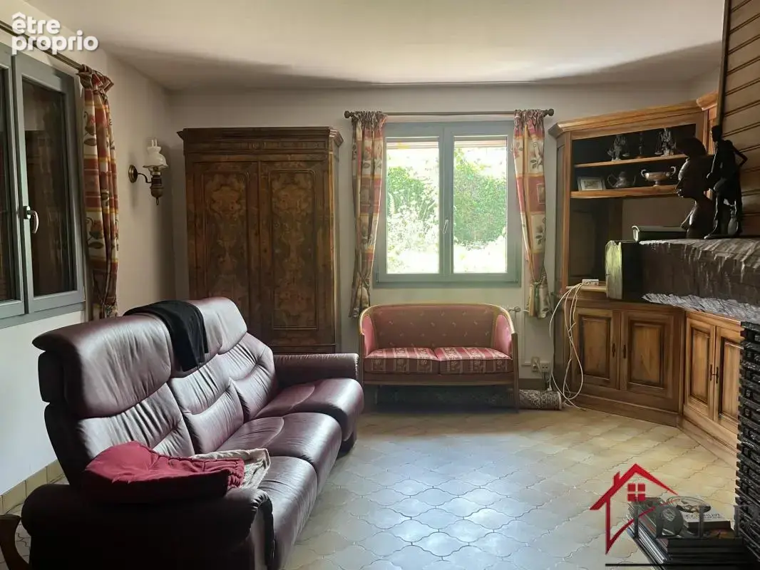 Maison 170 m2 habitables - Terrain 1371 m2 - photo 6