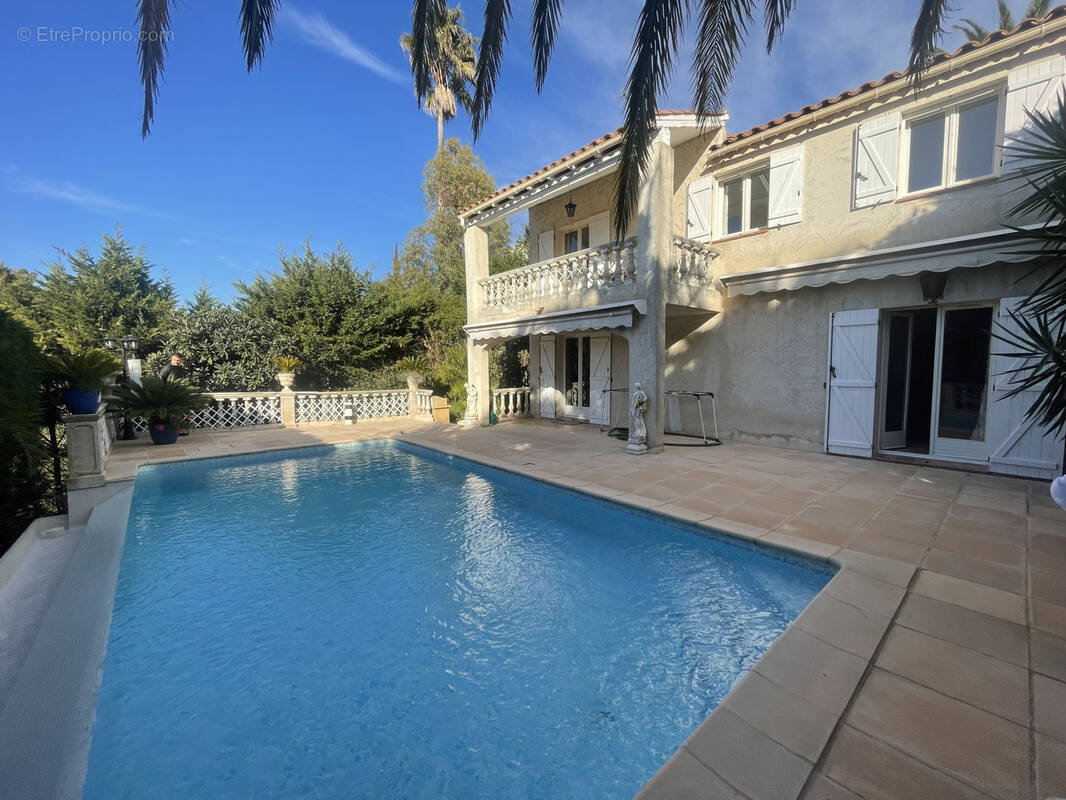 Maison à SAINT-RAPHAEL