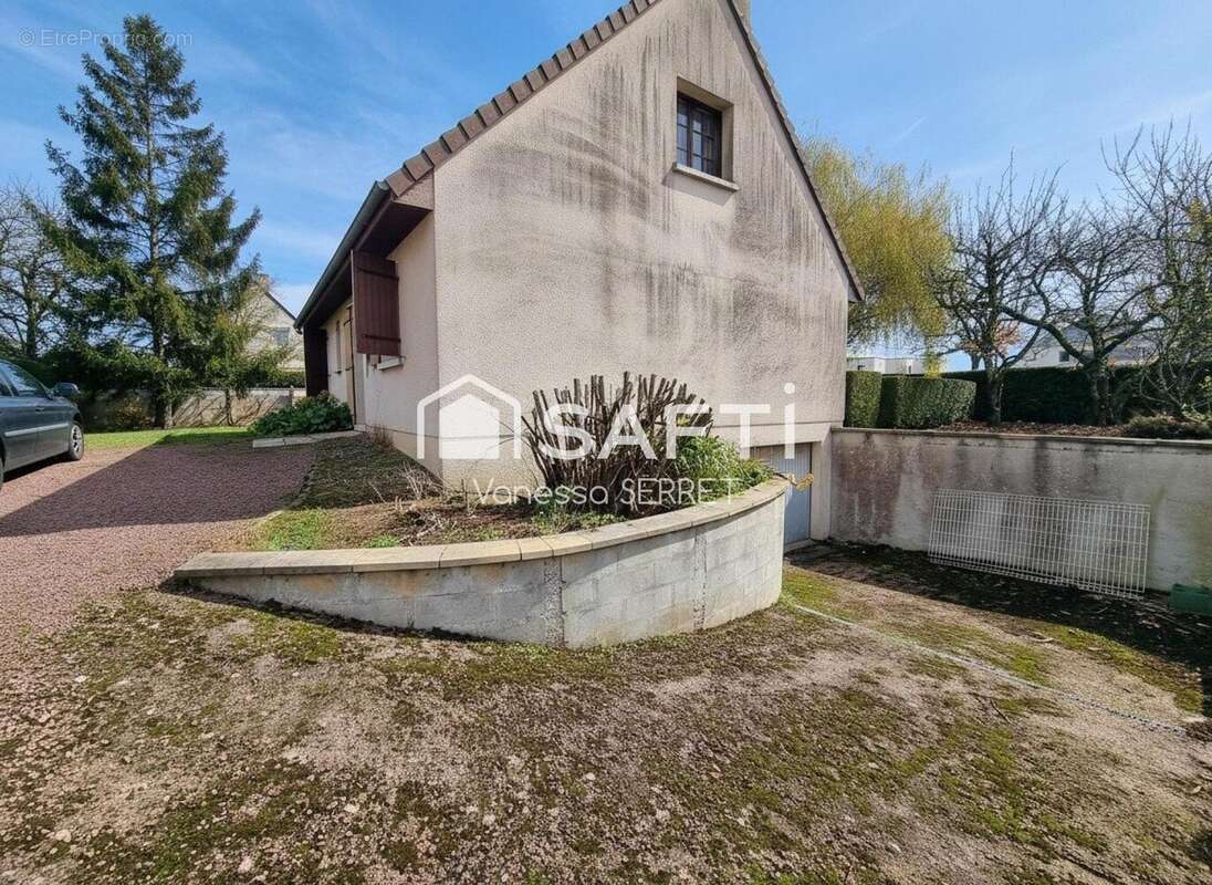 Photo 4 - Maison à CORMELLES-LE-ROYAL