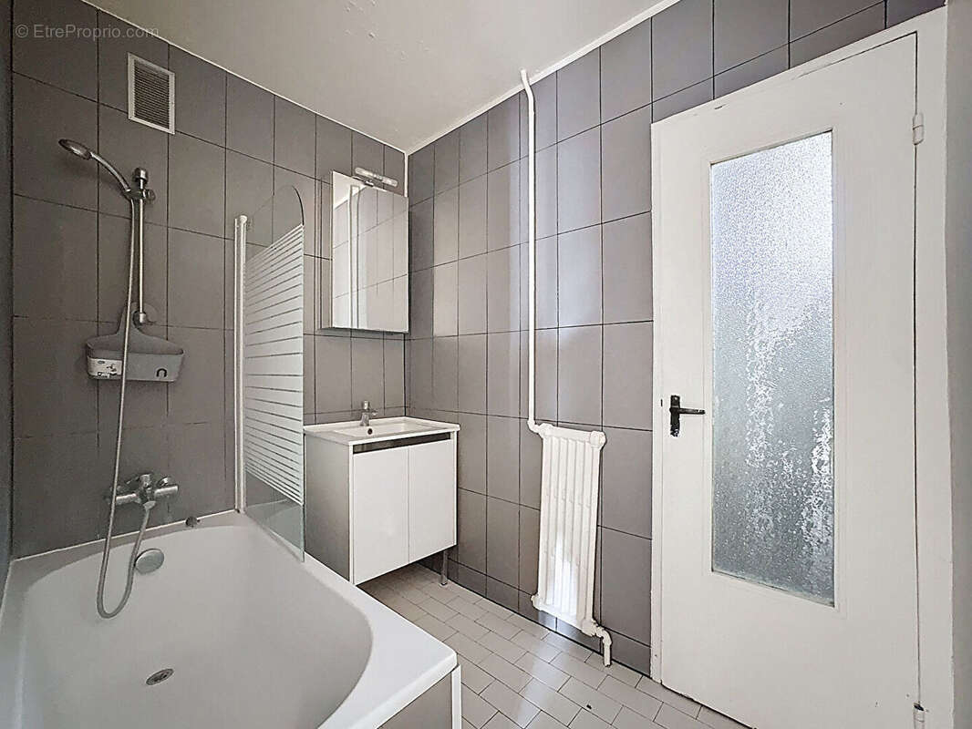 Appartement à CACHAN