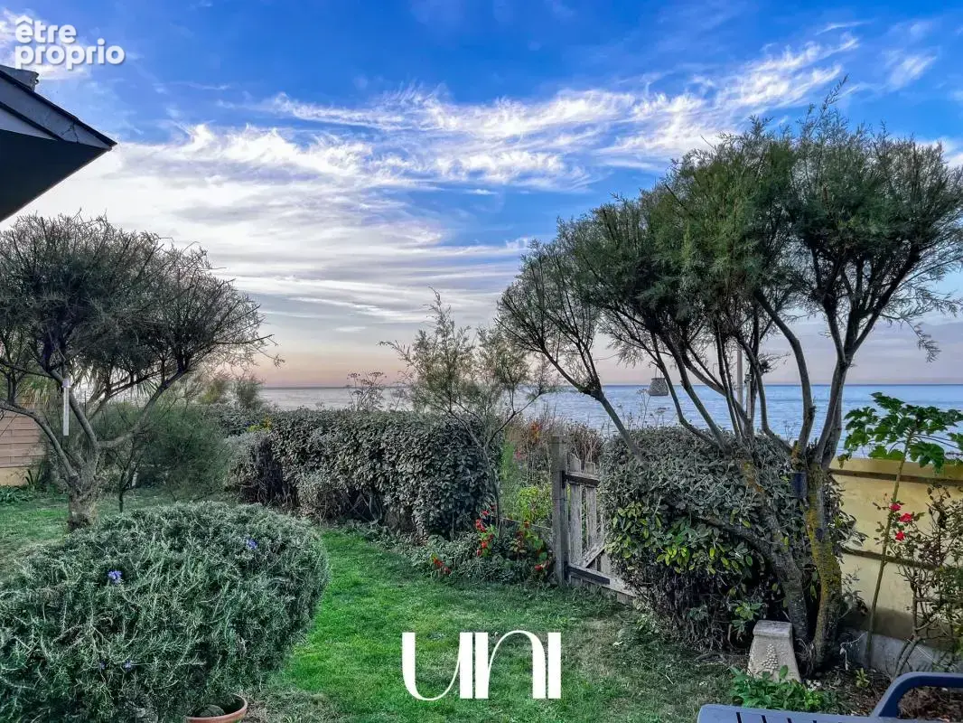 Maison 7 pièces 237 m² à vendre à Luc-Sur-Mer (14530) - photo 5