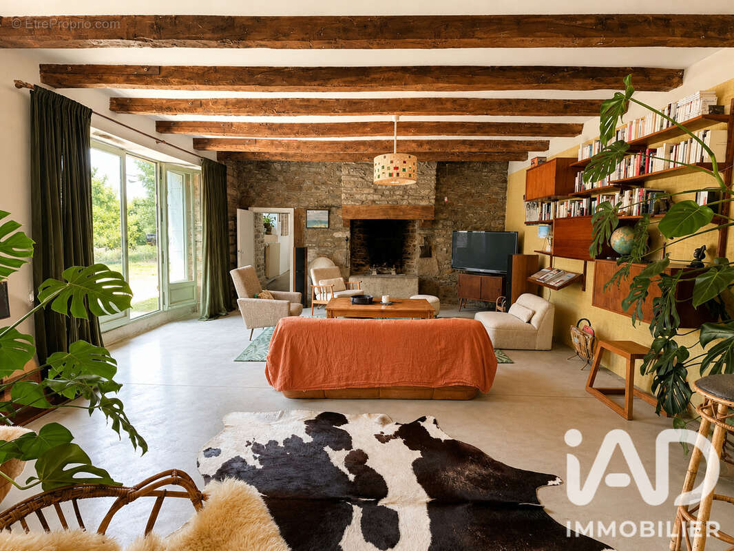 Maison 331 m² à Colpo  - photo 5