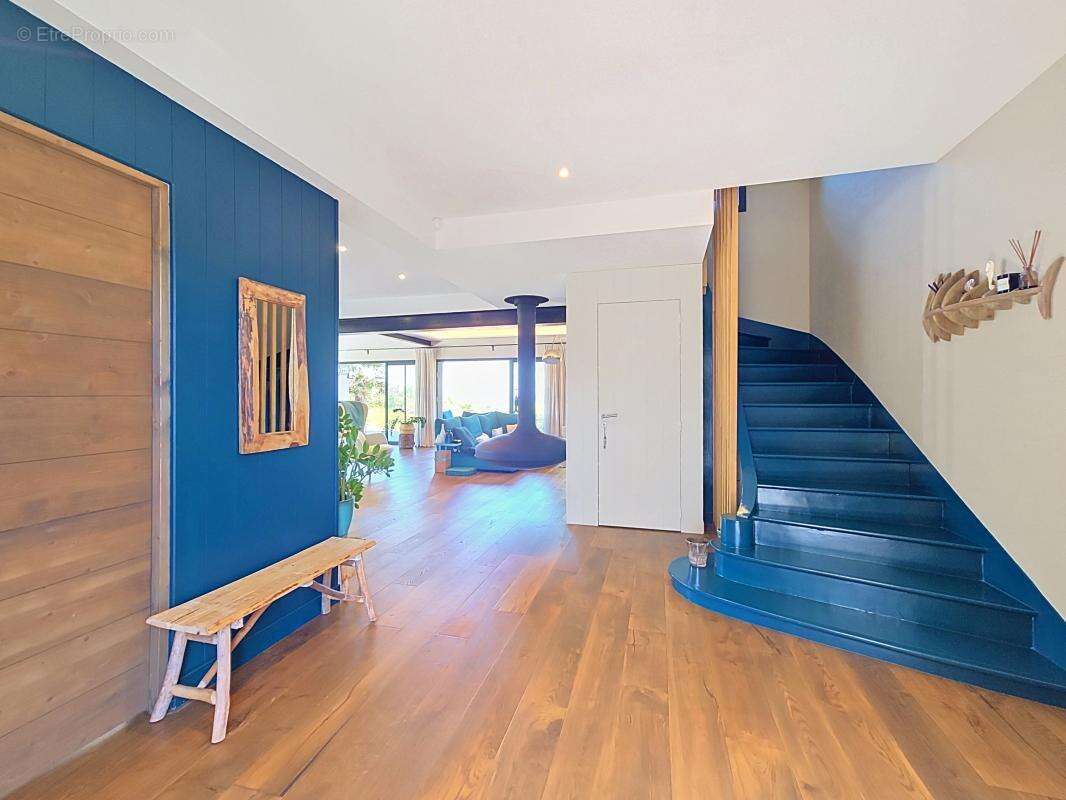 Maison 328 m² à L'houmeau  - photo 36