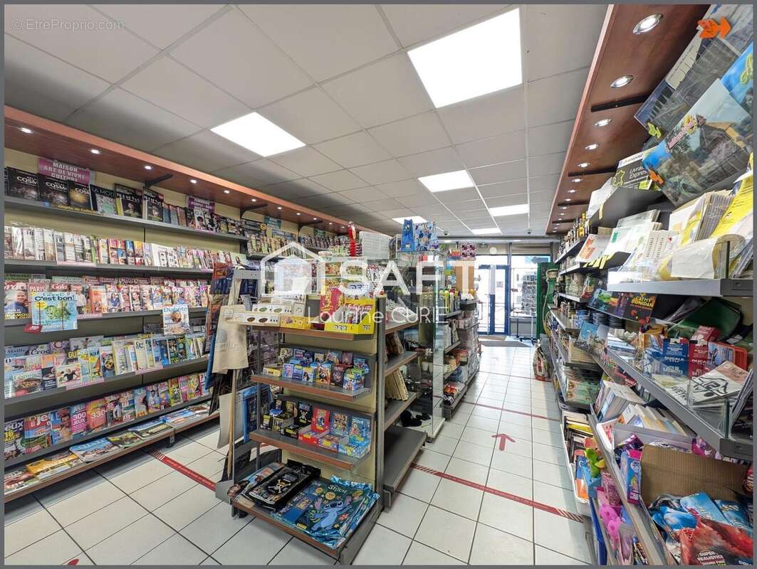 Photo 2 - Commerce à CREISSELS
