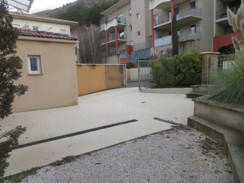 Belle MAISON sur 2 niveaux de 95 m3 à vendre centre ville de DIGNE LES BAINS (04) - photo 28