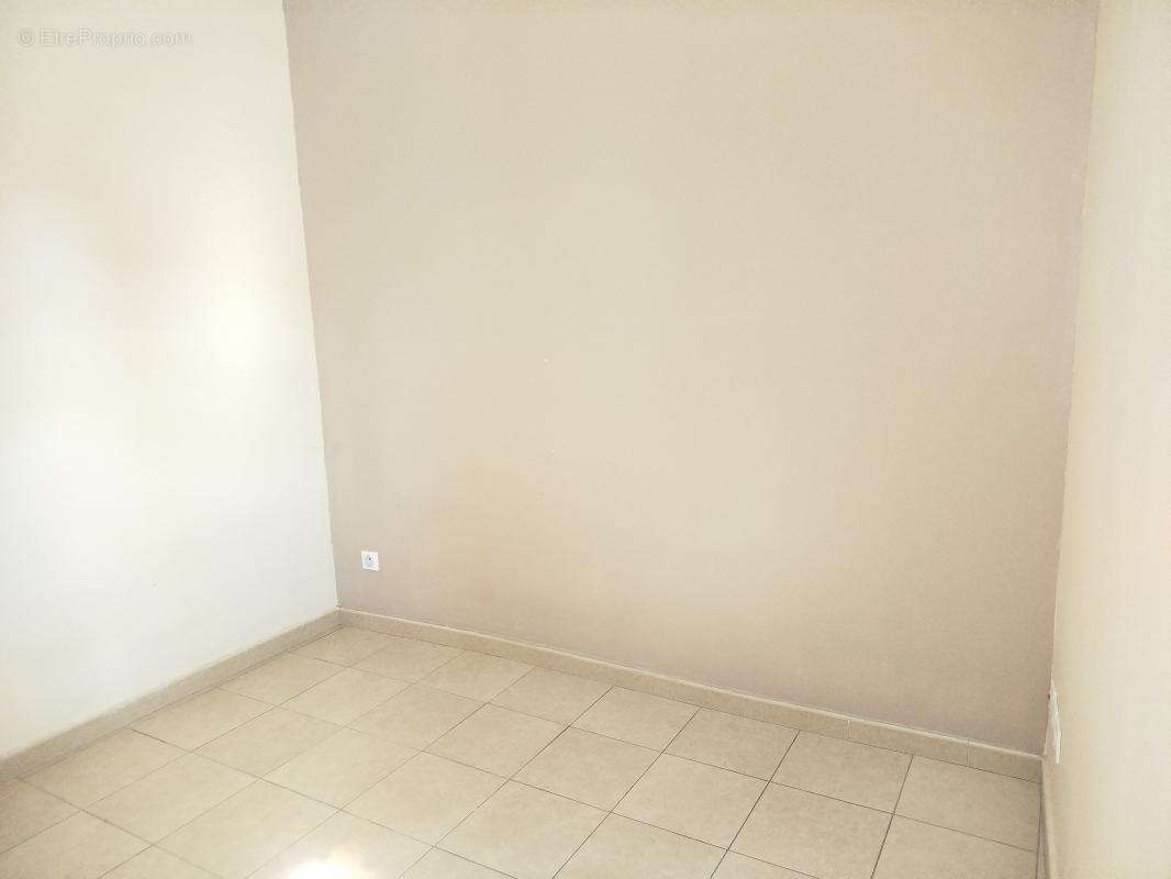 Appartement à MARSEILLE-13E