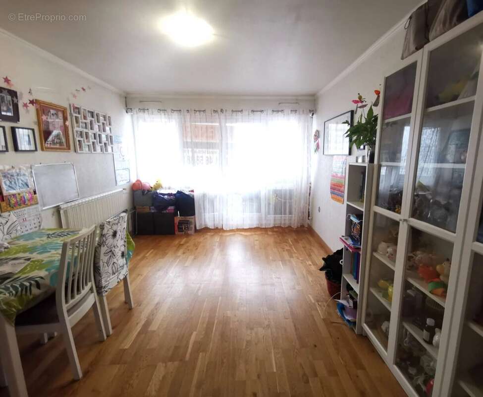 Appartement à VITRY-SUR-SEINE