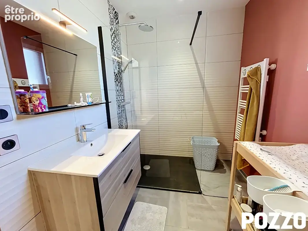 A VENDRE Maison Saint Hilaire Du Harcouet 6 pièce(s) 161 m2 - photo 14