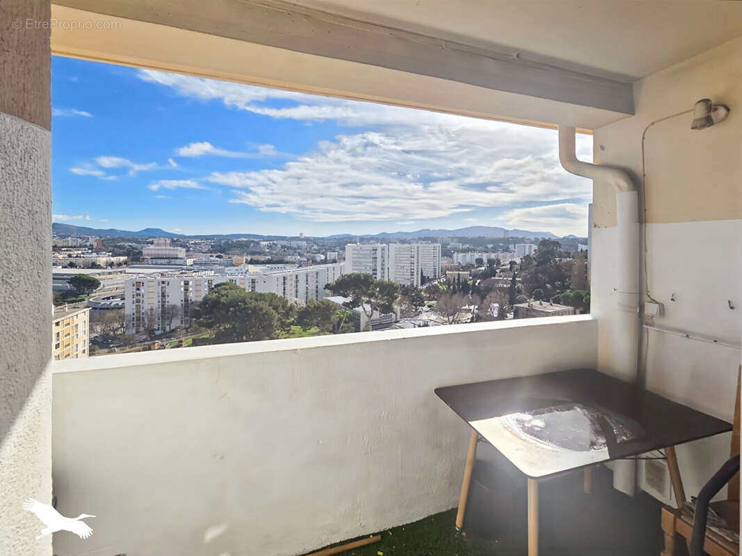 Appartement à MARSEILLE-13E
