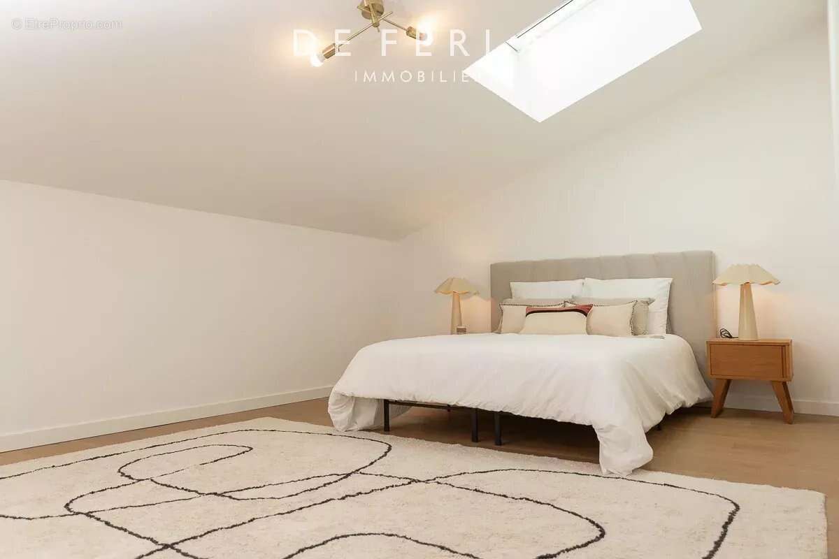 Appartement à MARSEILLE-6E
