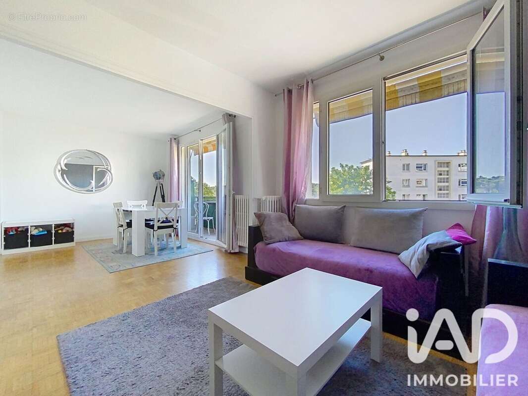 Photo 2 - Appartement à GARCHES