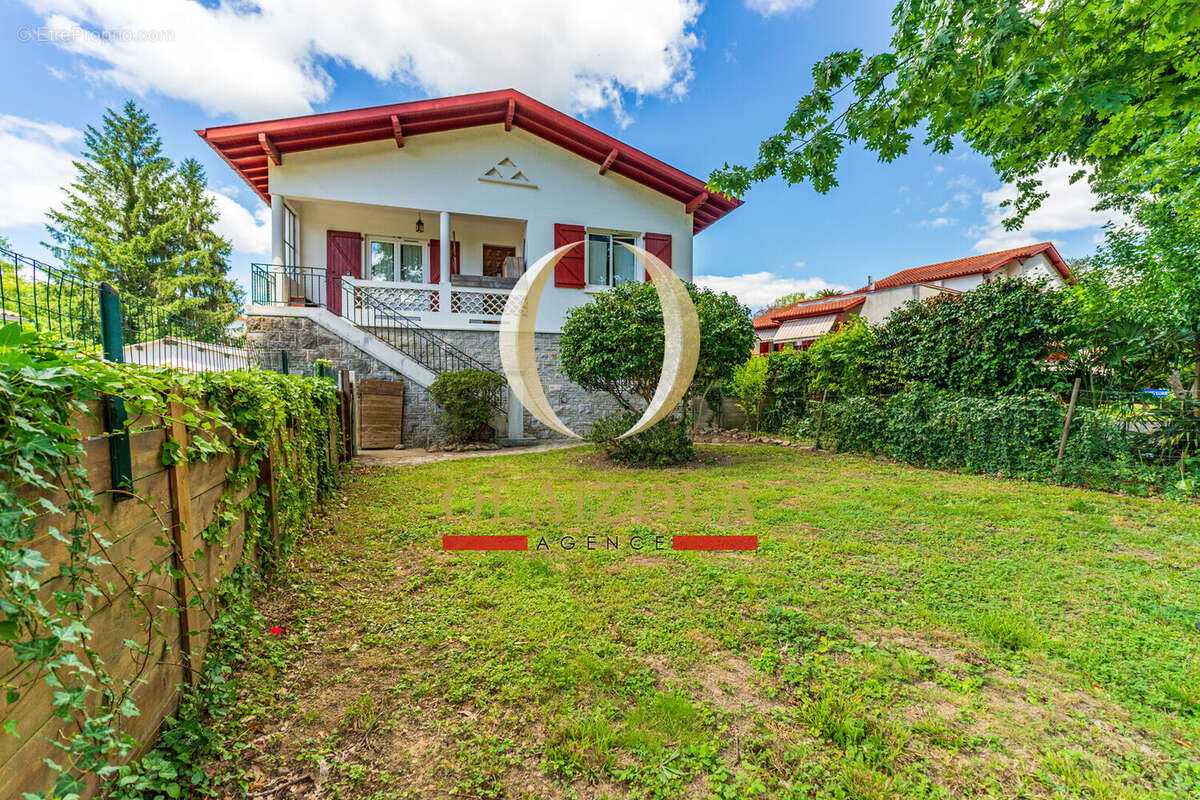 Maison à CAMBO-LES-BAINS