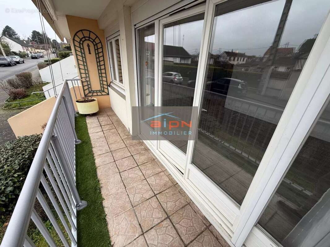 Appartement à SAINT-ETIENNE-DU-ROUVRAY