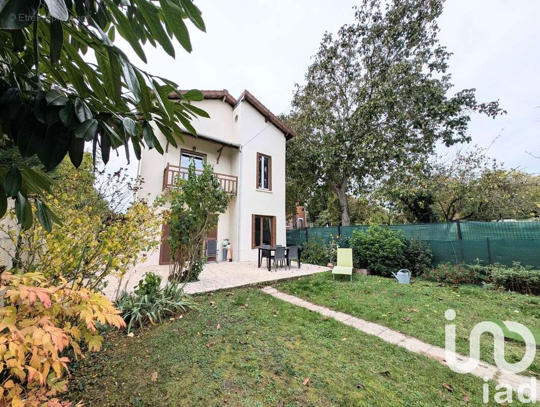 Photo 4 - Maison à LA FRETTE-SUR-SEINE