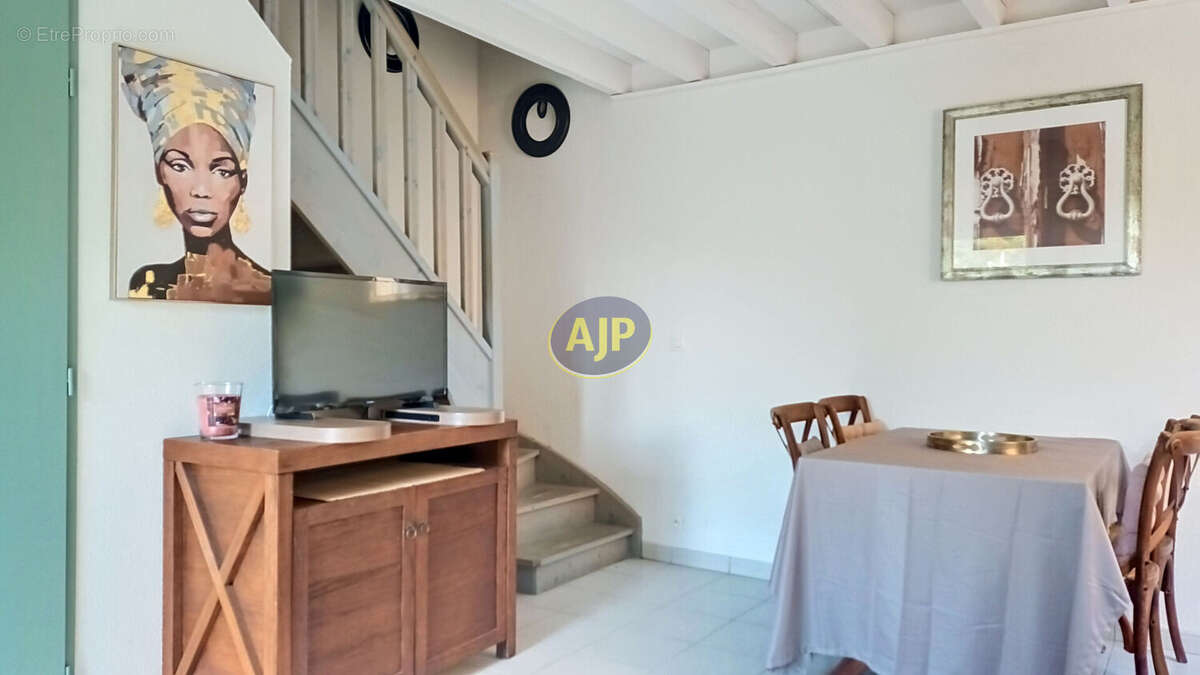 Appartement à LE VERDON-SUR-MER