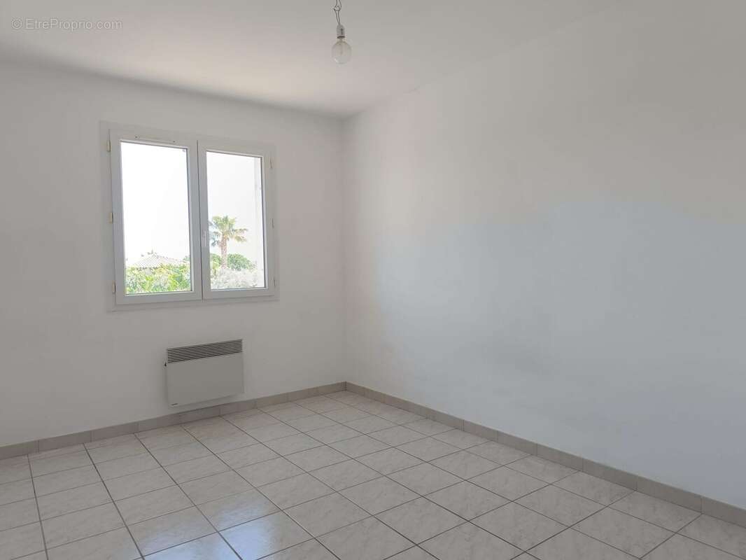 1er étage - Chambre 2 - Maison à BAGES