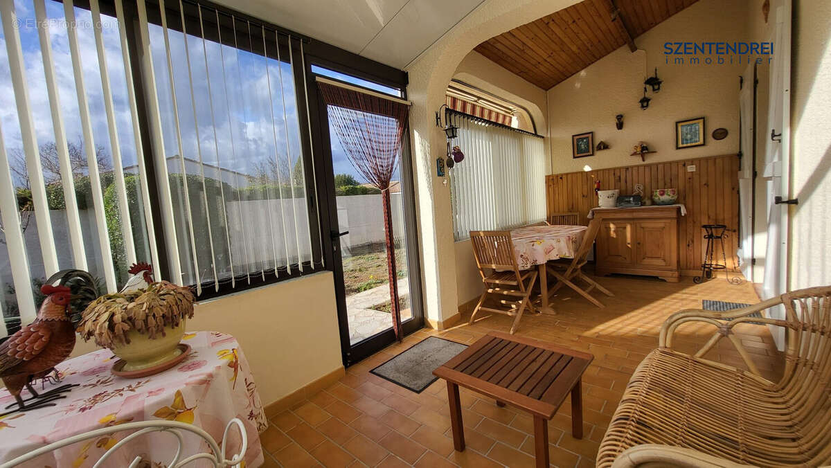 vente maison marsillargues szentendrei immobilier  - Maison à MARSILLARGUES