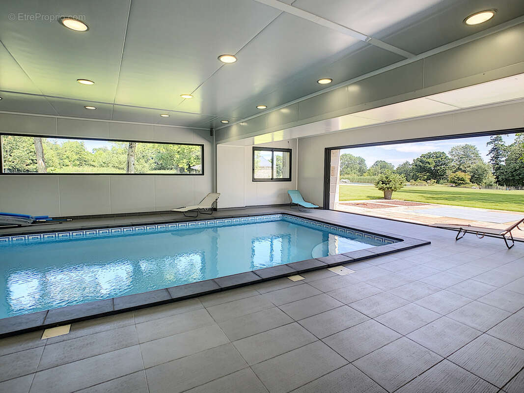 Maison à SAINT-SEVER-CALVADOS