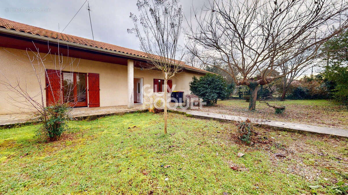 Maison à PODENSAC