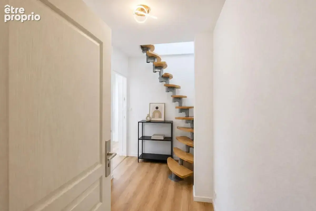 Immeuble de rapport de 130 m² à Poitiers - photo 6
