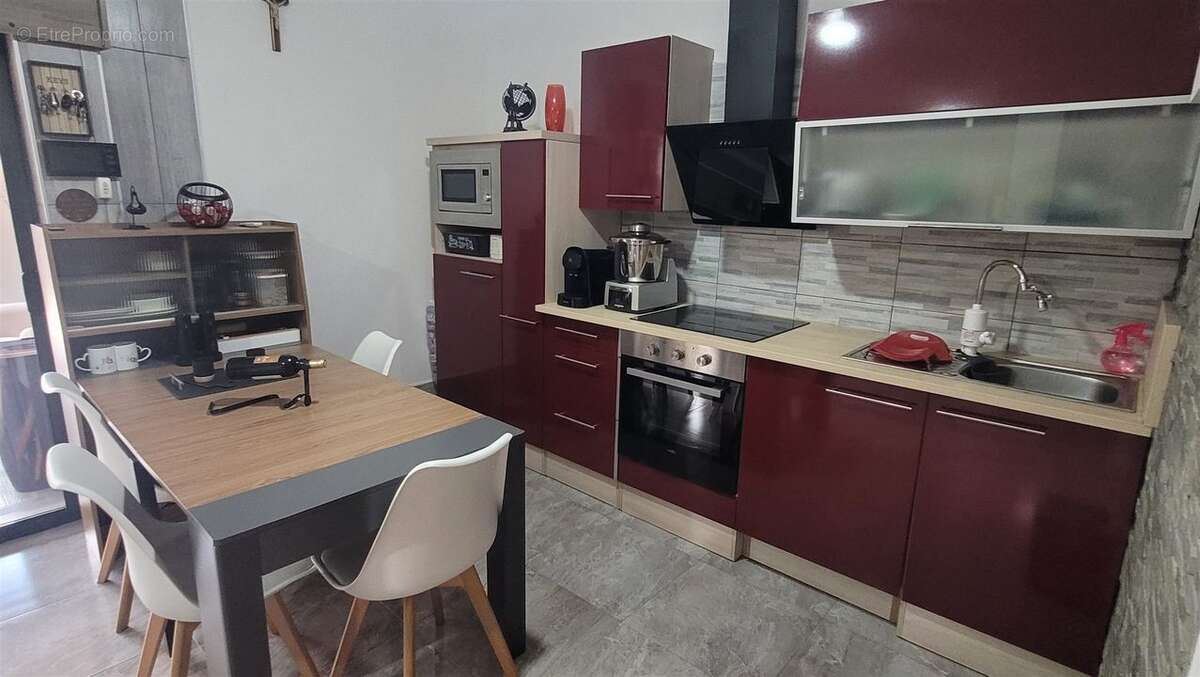 Maison à VAULX-EN-VELIN