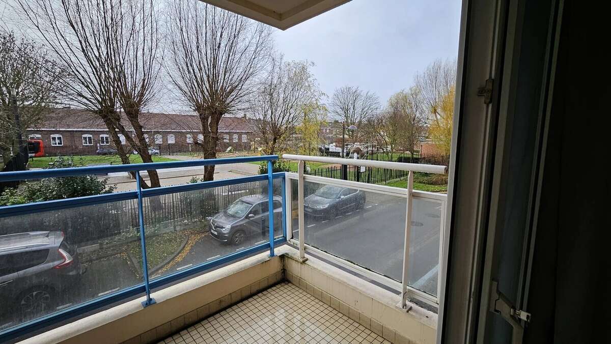 Appartement à NEUVILLE-EN-FERRAIN
