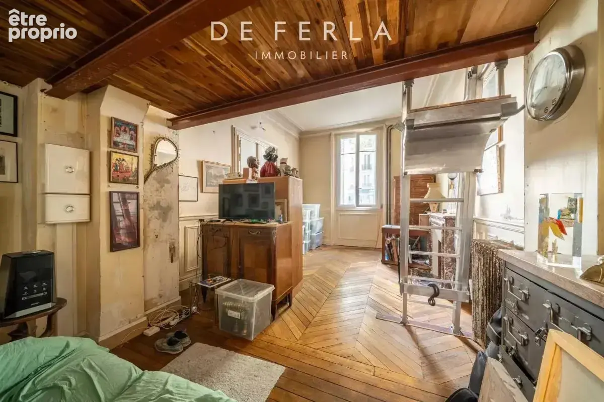Studio à rénover avec mezzanine - Place Maubert/Boulevard Saint-Germain - photo 6