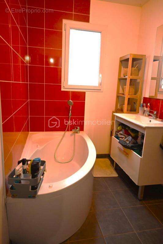 Belle Maison de 159 m2 avec véranda en centre bourg de Laignelet - photo 14