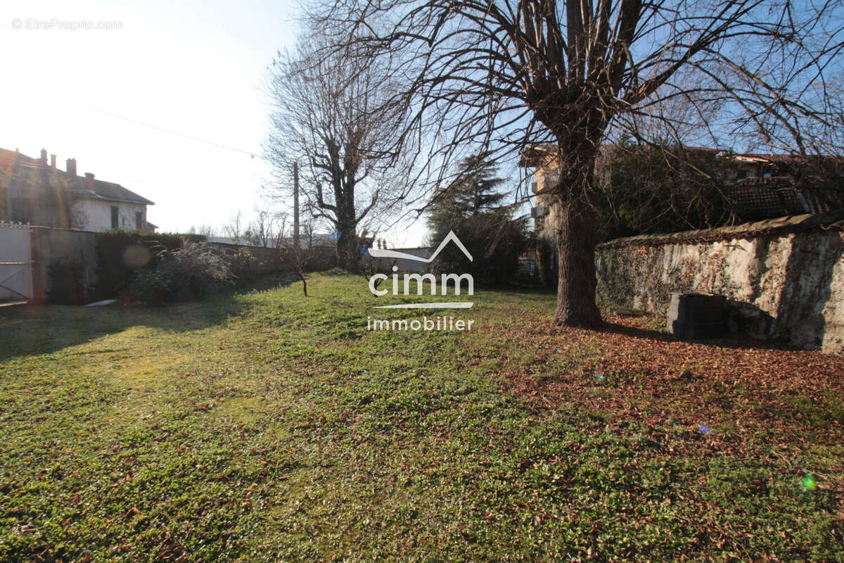 Maison à BEAUREPAIRE