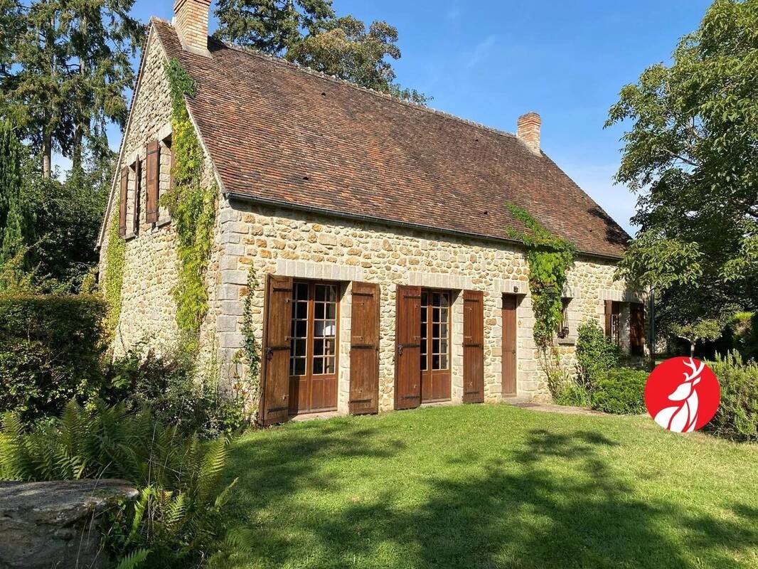 Maison à FLEURY-EN-BIERE